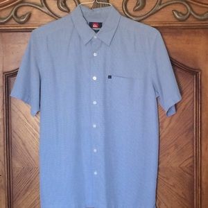 Quicksilver small shirt